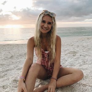 Meet your Posher, Kelli